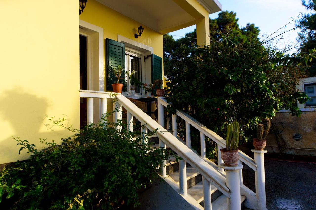 Jasmine Of Poseidonia Apartment Posidhonia  Bagian luar foto